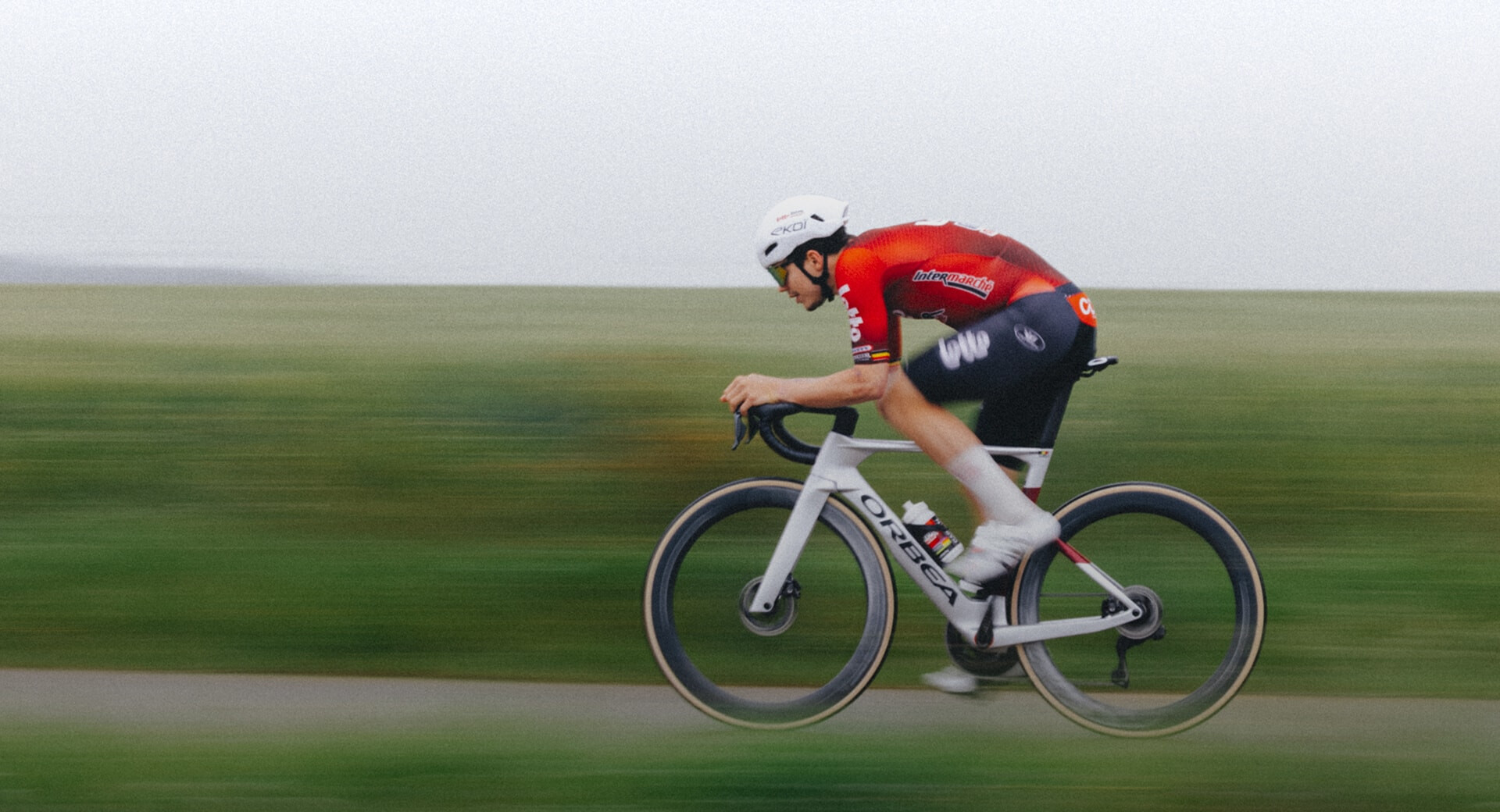 <strong>Road <br>Aero</strong>